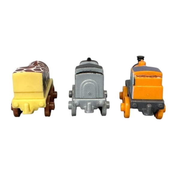 Thomas & Friends Set of 3 Mini Trains: Giraffe Ben, Spencer & Dash - Picture 5 of 6